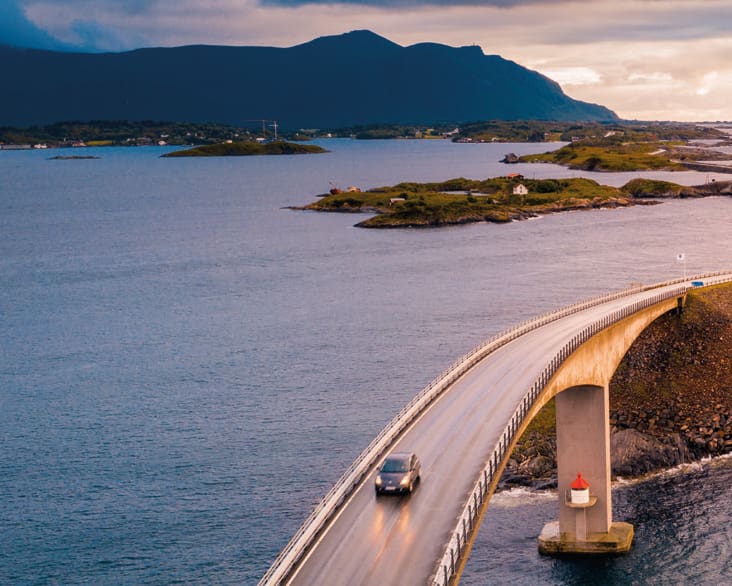 Grandes prestaciones por ser cliente · Seguros de Automóviles · Seguros MAPFRE Valladolid